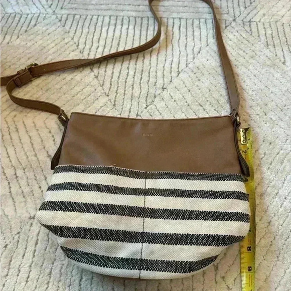 Cute RELIC purse. Blue and white stripe - Picture 4 of 6